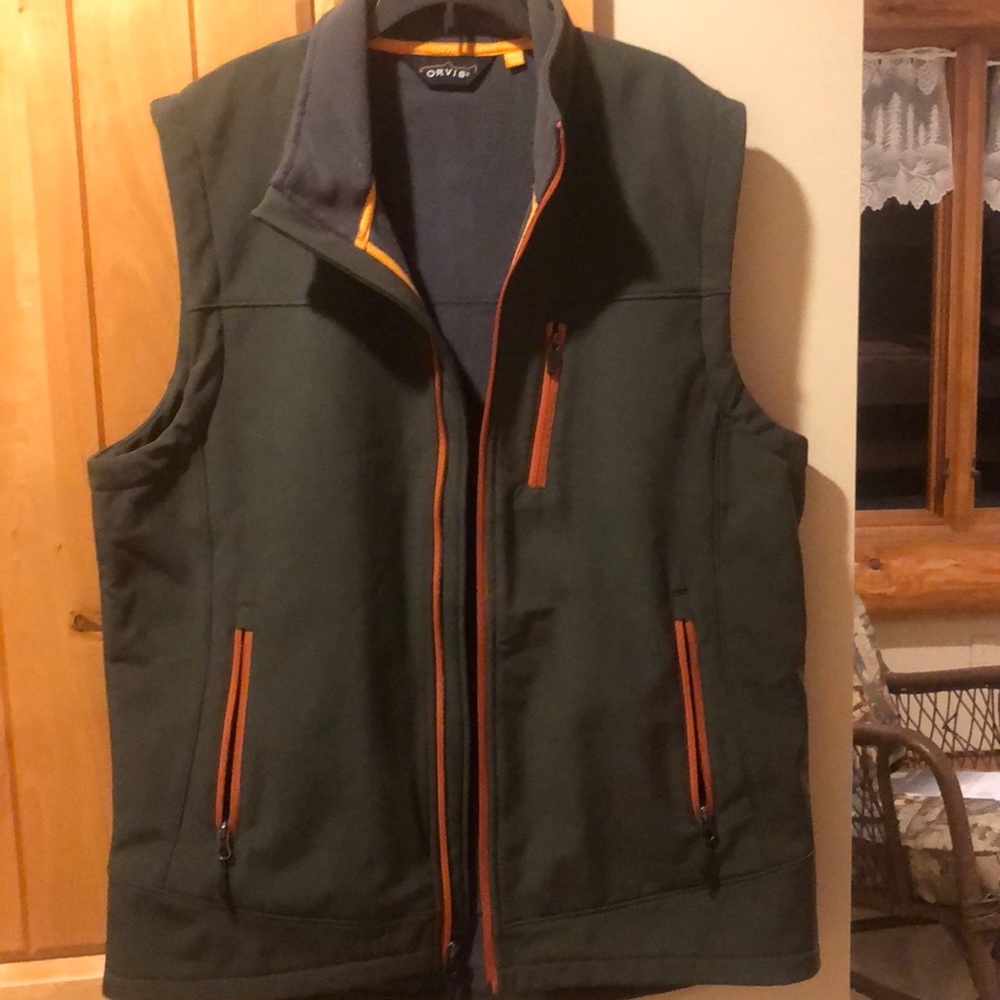 Orvis men’s soft shell vest